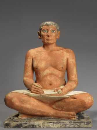 scribe accroupie louvre lens